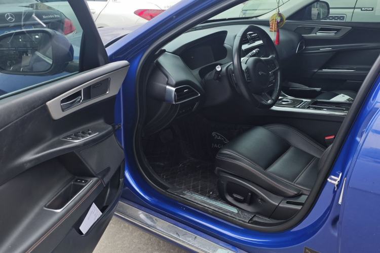 Used Jaguar XEL 2018 2.0T 200 PS First-Edition Limited Edition
