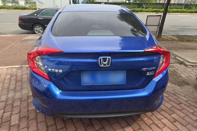 Used Honda Civic 2016 220TURBO CVT Luxury Edition
