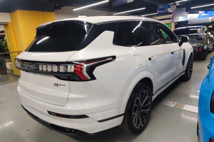 Used Lynk & Co 09 EM-P 2023 2.0TD EM-P Long-Range Version AM Six-Seater
