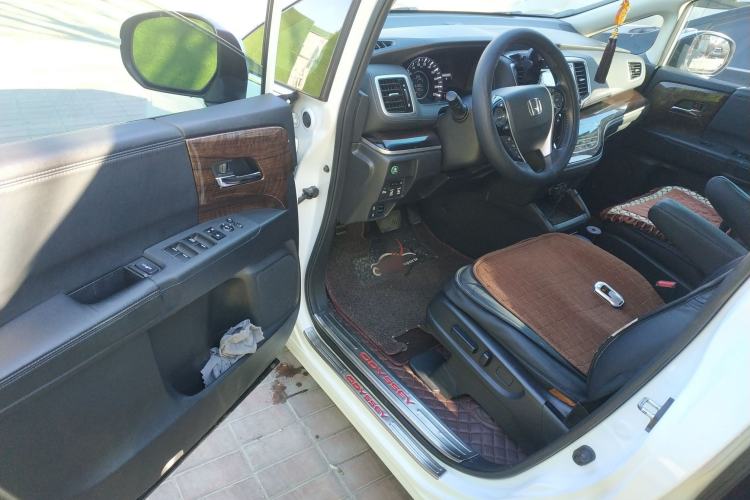 Used Honda Odyssey 2015 Updated Version 2.4L Smart Edition
