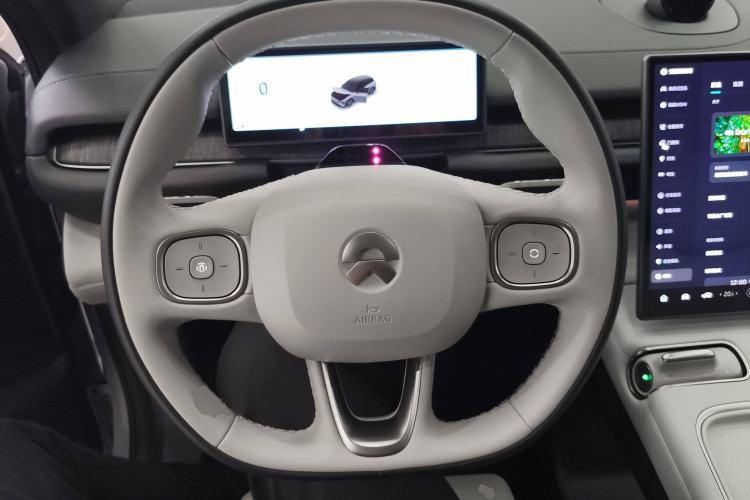 Used Nio ES6 2023 75 kWh
