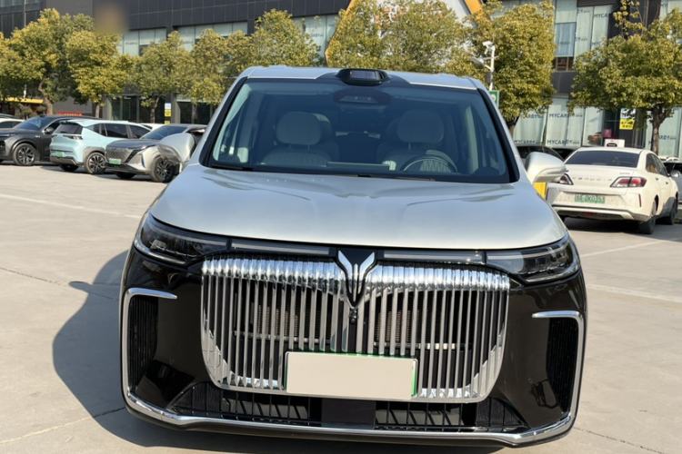 Used VOYAH Dream 2025 PHEV Four-Wheel-Drive Flagship Version – Qiankun Edition