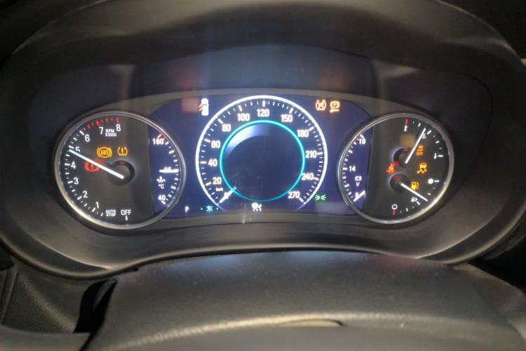 Used Buick Envision 2018 28T Four-Wheel Drive Luxury Model
