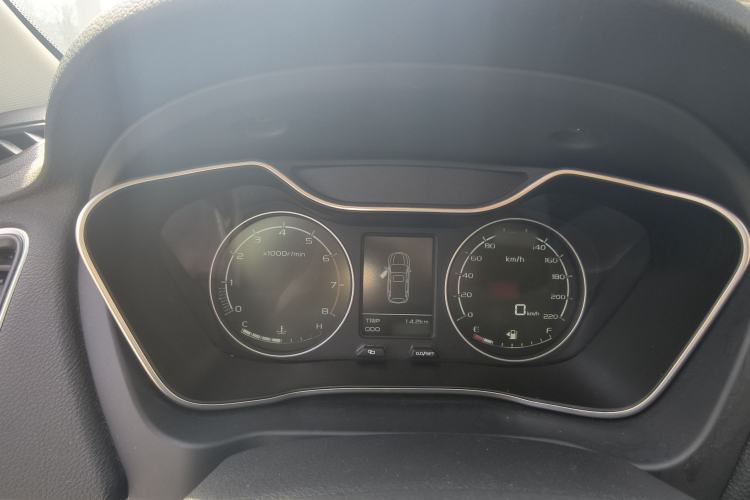 Used Geely Auto Vision X6 2016 1.8L Manual Luxury Edition
