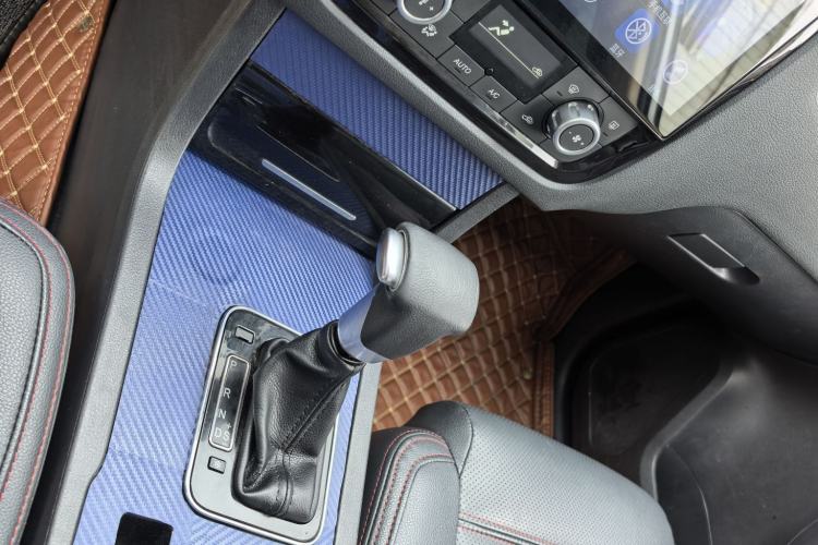 Used Yema T70 2016 1.8T CVT Ambition Model
