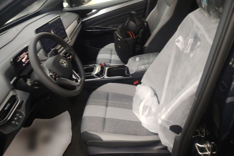 Used Volkswagen ID.4 CROZZ 2025 Pure Edition