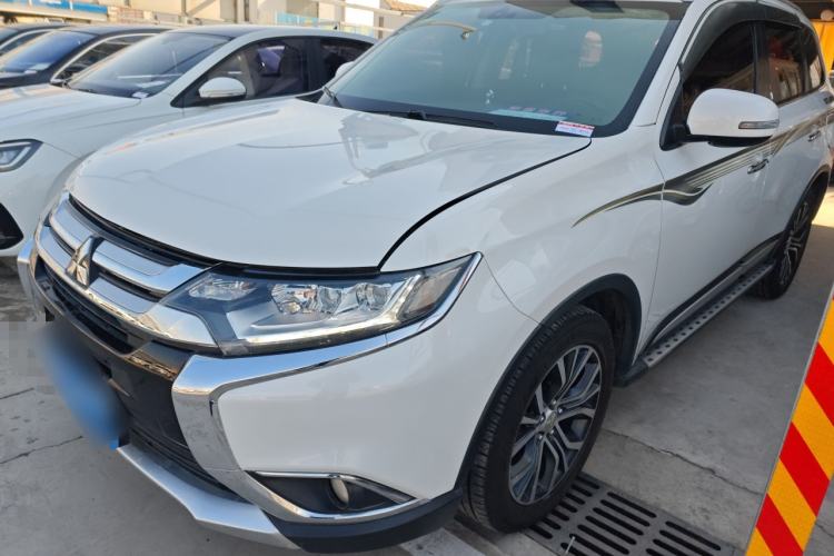 Used Mitsubishi Outlander 2018 2.4L 4x4 Elite Edition 5 Seats