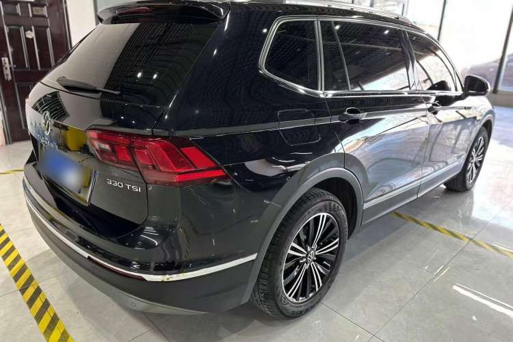 Used Volkswagen Tiguan L 2021 330TSI Automatic Two-Wheel Drive Smart Edition
