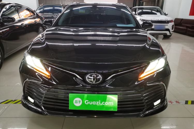 Used Toyota Camry 2021 2.0G Luxury Edition
