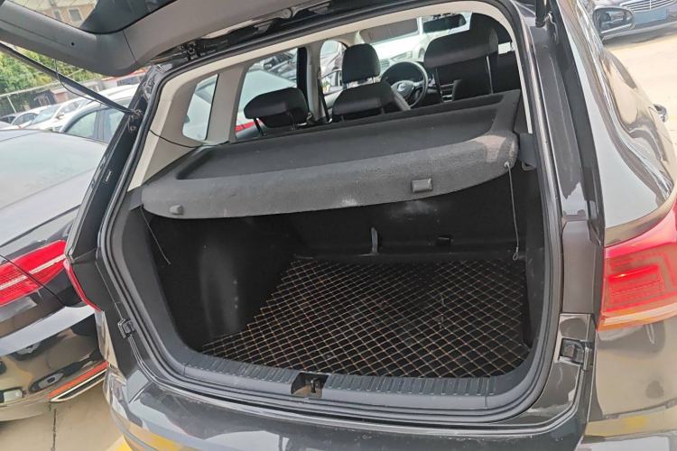 Used Volkswagen Tharu 2020 280TSI Two-Wheel Drive Luxury Plus Version China VI Standard
