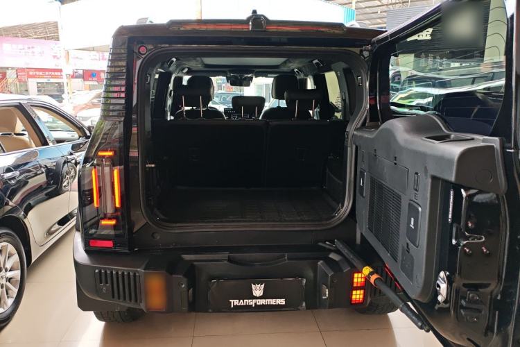 Used Jetour Traveler 2023 2.0T All-Wheel Drive Conquer PRO
