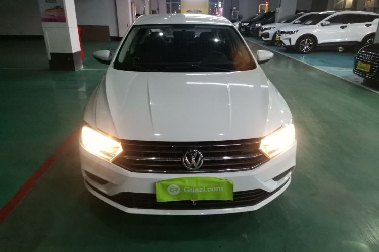 Used Volkswagen Bora 2016 1.6L Manual Fashion Edition
