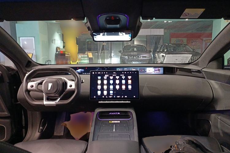 Used  12 2025 Ultra Extended-Range Edition