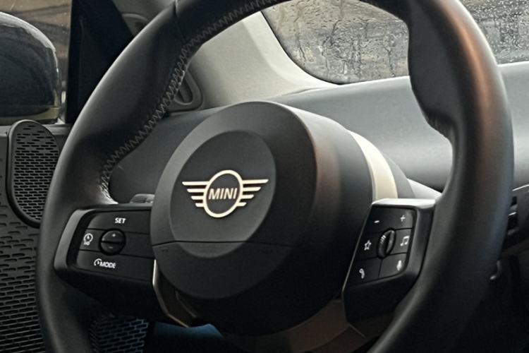 Used  Electric MINI COOPER 2024 456km COOPER E Classic Edition