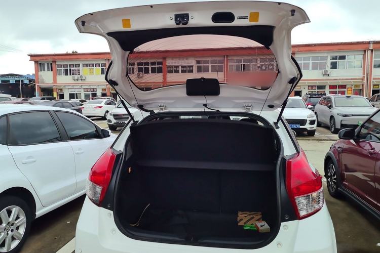 Used Toyota YARiS L 2015 1.5G Automatic Xuan Dong Sunroof Special Edition
