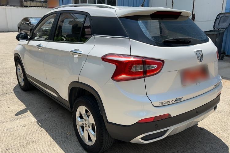 Used Baojun 510 2017 1.5L Automatic Fashion Model
