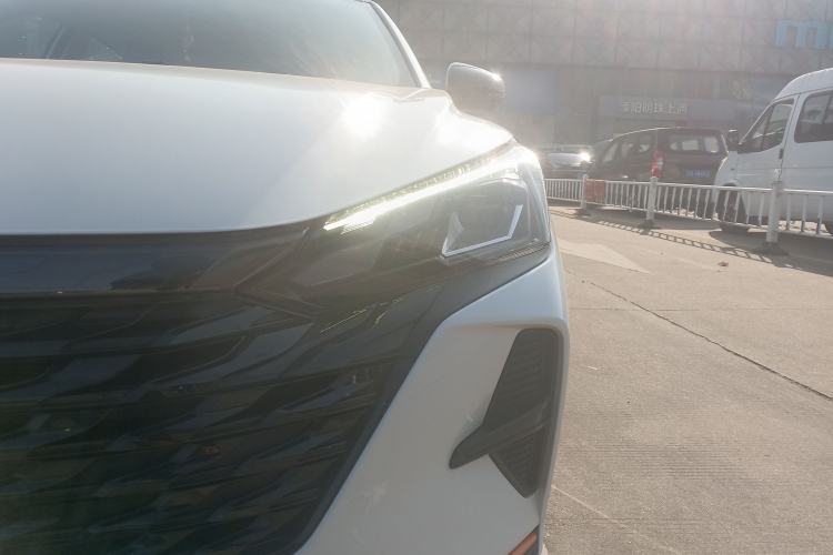 Used Dongfeng Aeolus Yixuan 2023 Mach Edition 1.5L Automatic Chasing Shadow Version