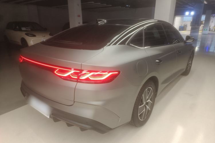 Used BYD Qin L 2025 DM-i Smart Drive 120KM Leading Model