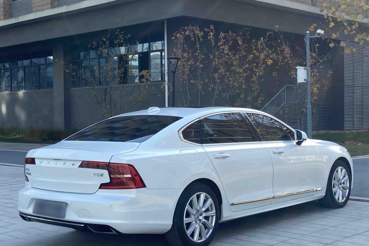 Used Volvo S90 2020 T5 Zhiyi Luxury Edition

