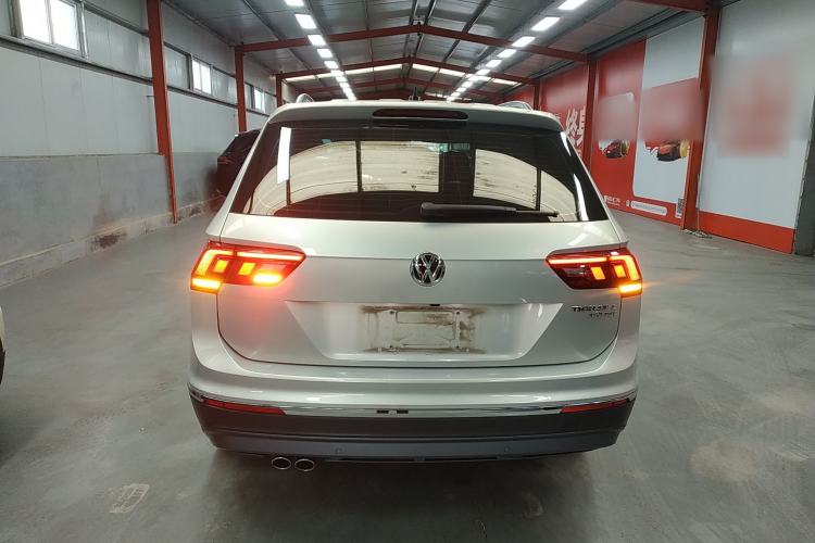 Used Volkswagen Tiguan L 2019 Updated Version 330TSI Automatic Two-Wheel Drive Panoramic Comfort Edition China VI Standard
