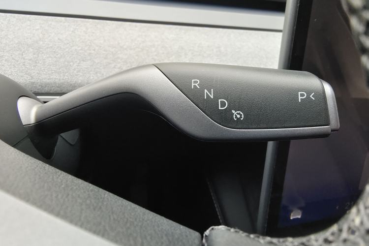 Used Tesla Model Y 2024 Rear-Wheel-Drive Version
