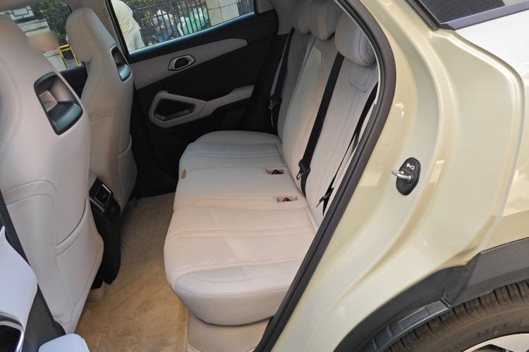 Used BYD Yuan UP 2025 Intelligent Driving Version 401 km Beyond-Range Edition