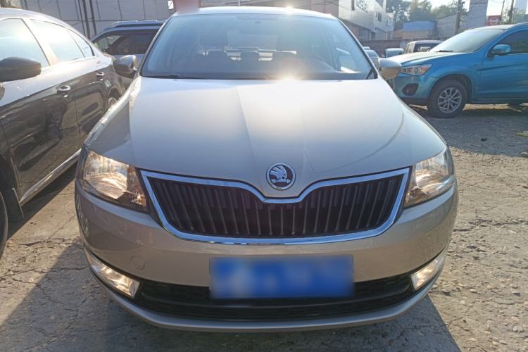 Used Skoda Rapid 2016 1.6L Manual Trend Edition
