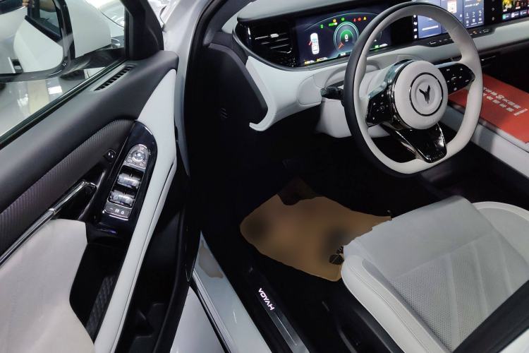 Used VOYAH FREE 2025 318 318 km Rear-Drive Touring Edition
