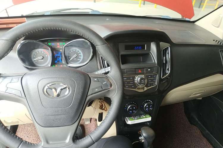 Used FAW Yingzhi G3 2015 1.5L CVT Zhihao Edition
