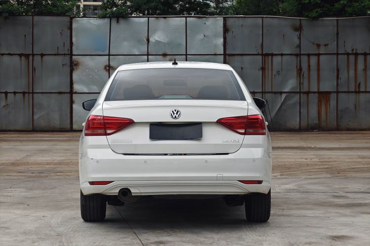Used Volkswagen Lavida 2018 Classic 1.5L Automatic Fashion Edition China VI Standard
