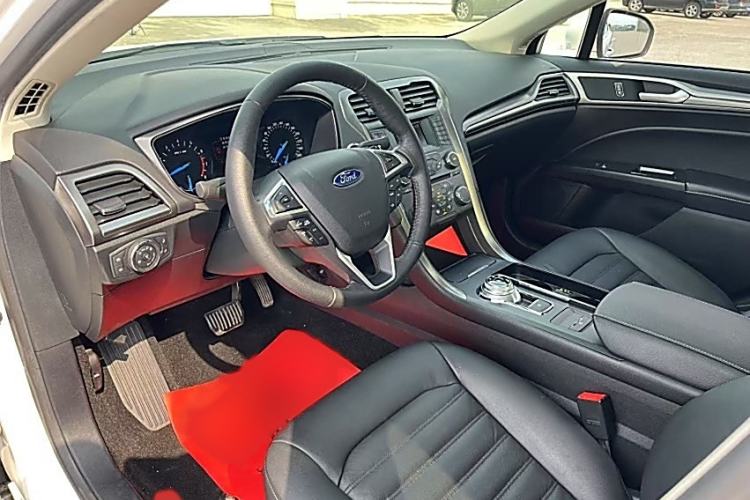 Used Ford Mondeo 2017 EcoBoost 200 Stylish Model
