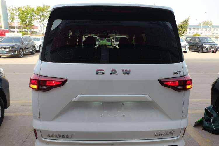 Used  Ruisheng Ace M7 2023 1.6L Standard Wheelbase Wealth Creation Model 5 Seats
