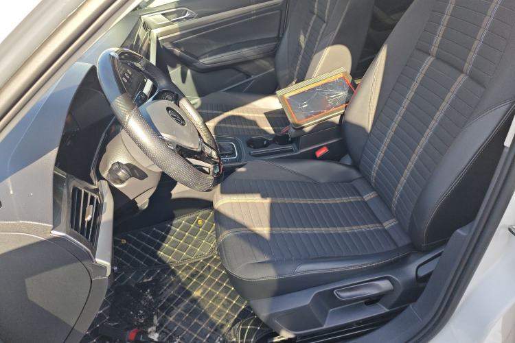 Used Volkswagen Lavida 2021 1.5L Automatic Vision Edition
