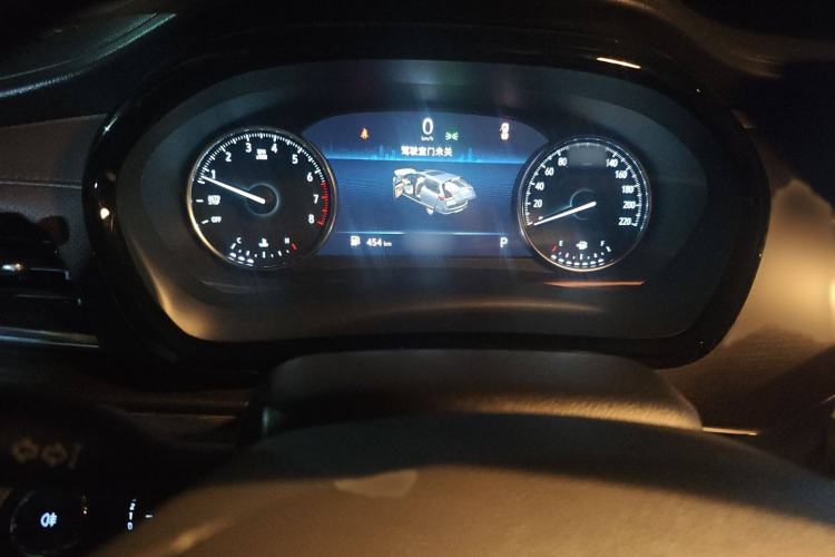 Used Buick GL8 2021 Land Cruiser Executive Class 652T Comfort Model
