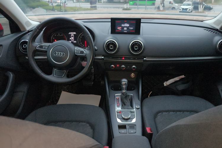 Used Audi A3 2014 Limousine 35 TFSI Automatic Fashion Model
