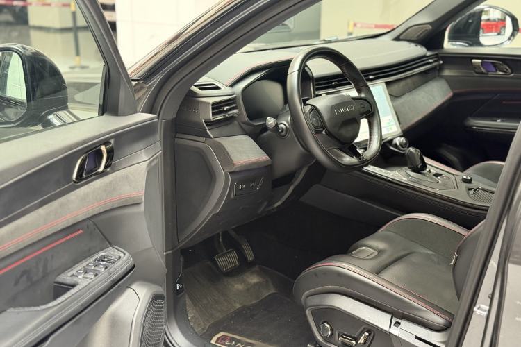 Used Lynk & Co 05 2023 2.0TD Four-Wheel Drive HypeHalo
