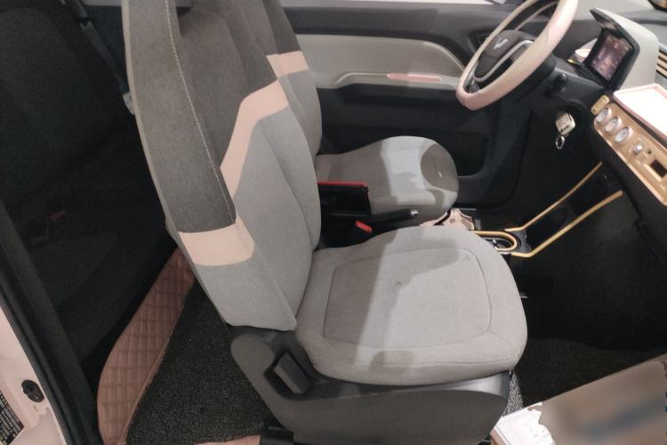 Used Wuling Hongguang MINIEV 2021 Macaron Premium Model – Lithium Iron Phosphate
