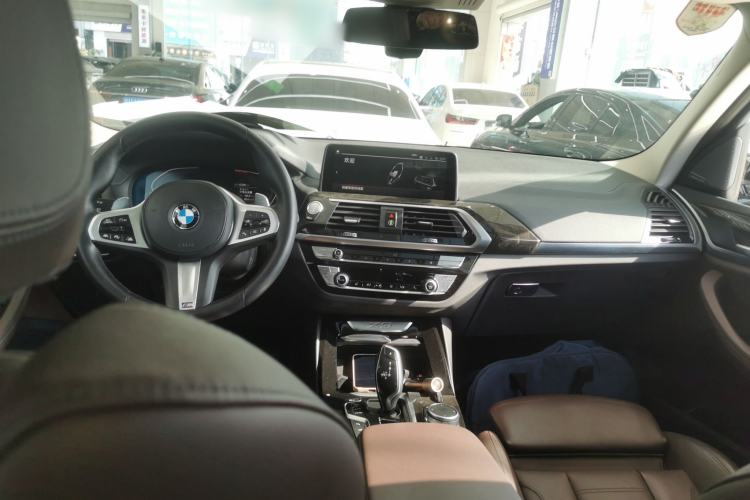 Used BMW X3 2020 xDrive30i Luxury Model with M Sport Package
