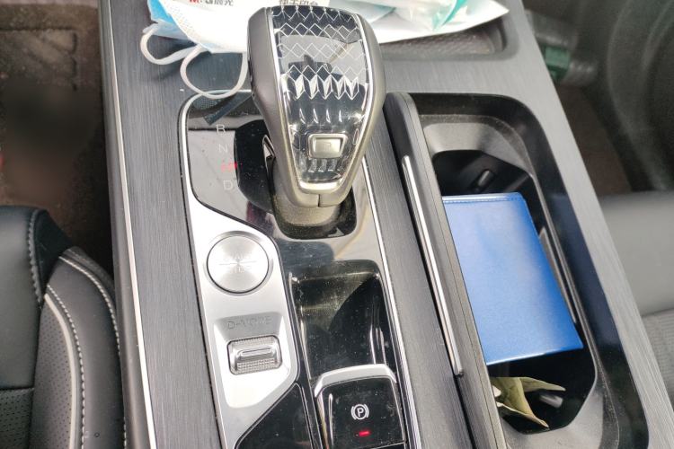 Used GAC Trumpchi GS8 2025 Linghang Series 2.0 TGDI Two-Wheel-Drive Luxury Edition 5 Seats