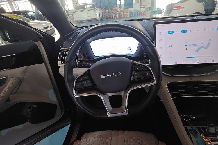 Used BYD Song PLUS New Energy 2023 Champion Edition EV 605KM Flagship PLUS