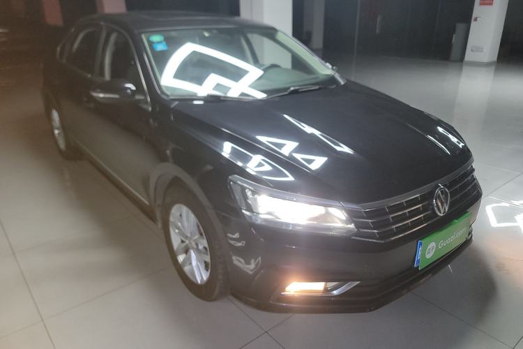 Used Volkswagen Passat 2016 330TSI DSG Luxury Edition
