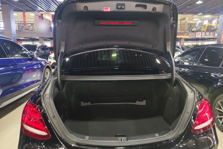 Used Mercedes-Benz E-Class 2020 Facelift E 260 L
