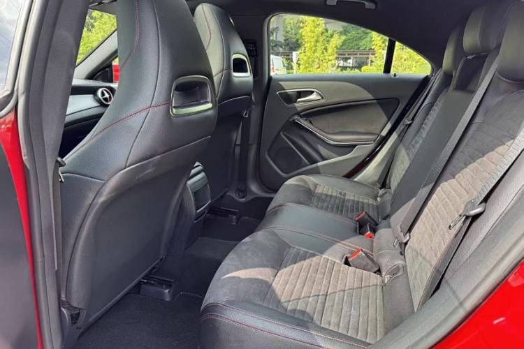 Used Mercedes-Benz CLA 2015 CLA 220 4MATIC
