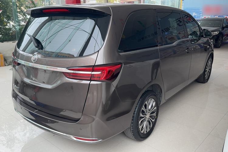 Used Buick GL8 2022 Land Cruiser Executive Class 652T Comfort Model