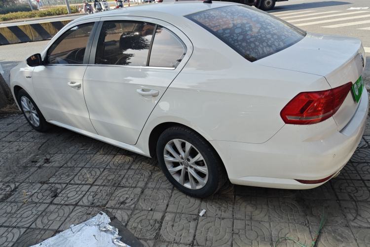 Used Volkswagen Lavida 2017 1.6L Manual Comfort Edition