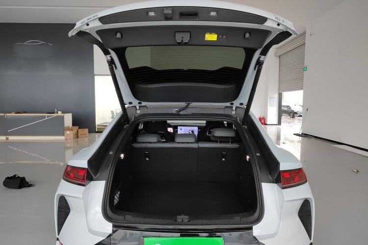 Used BYD Song L EV 2025 Intelligent Driving Version 662 km LiDAR Excellence Edition