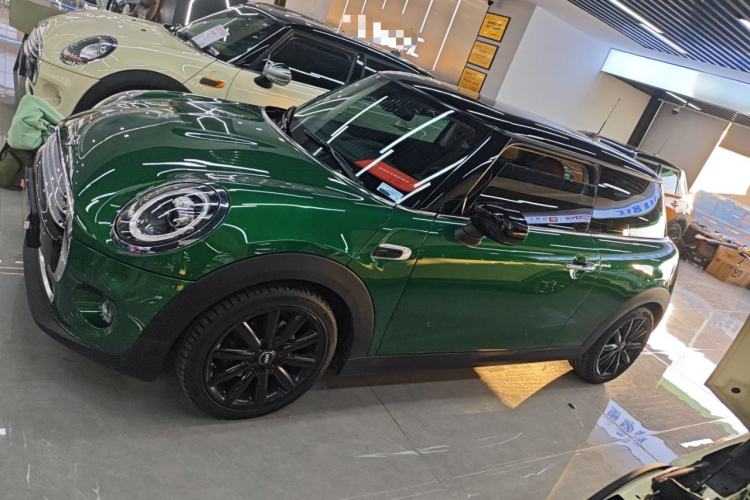 Used  MINI 2020 1.5T COOPER Artist
