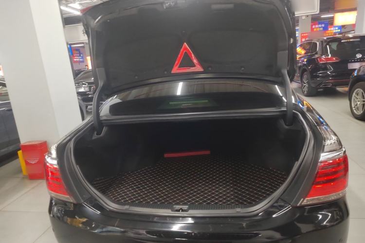 Used Toyota Crown 2012 2.5L Royal Leather Edition
