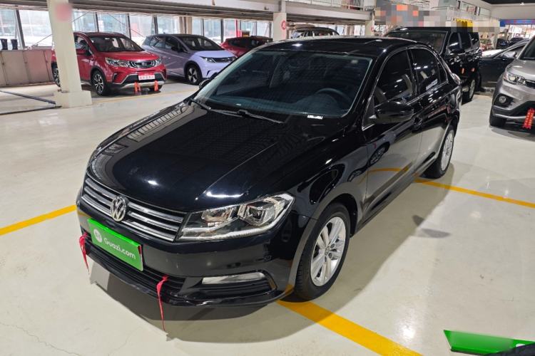 Used Volkswagen Santana 2016 1.6L Manual Comfort Edition
