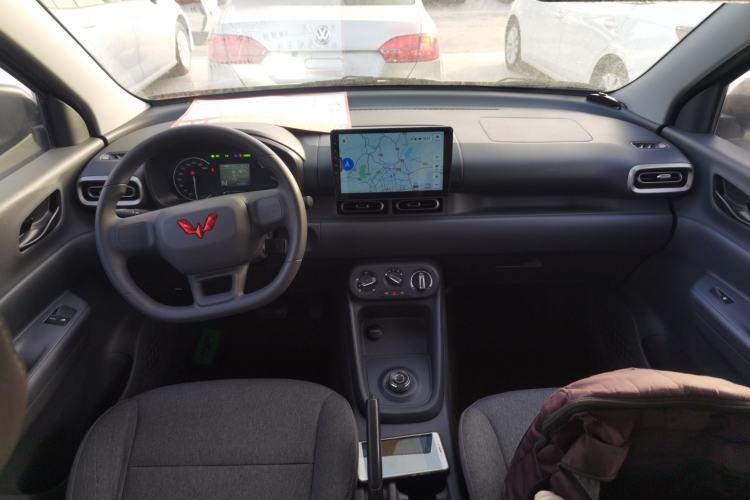 Used Wuling Hongguang New Energy 2024 All-Electric Model 300KM Practical Version
